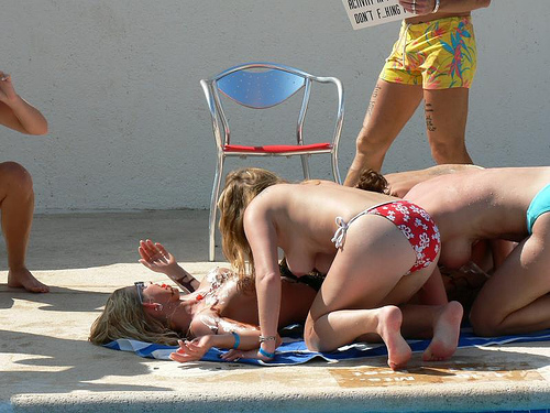 Beach Babe Naked Cancun - Topless Pool Games Cancun - Swingers Blog - Swinger Blog - Hotwife Blog